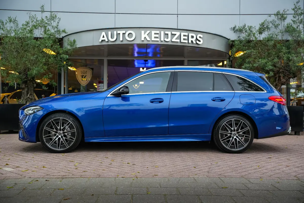 300 e AMG Line Panoramadak Full Ambient Adapt. Cruise Laser LED 360Cam 19''LM