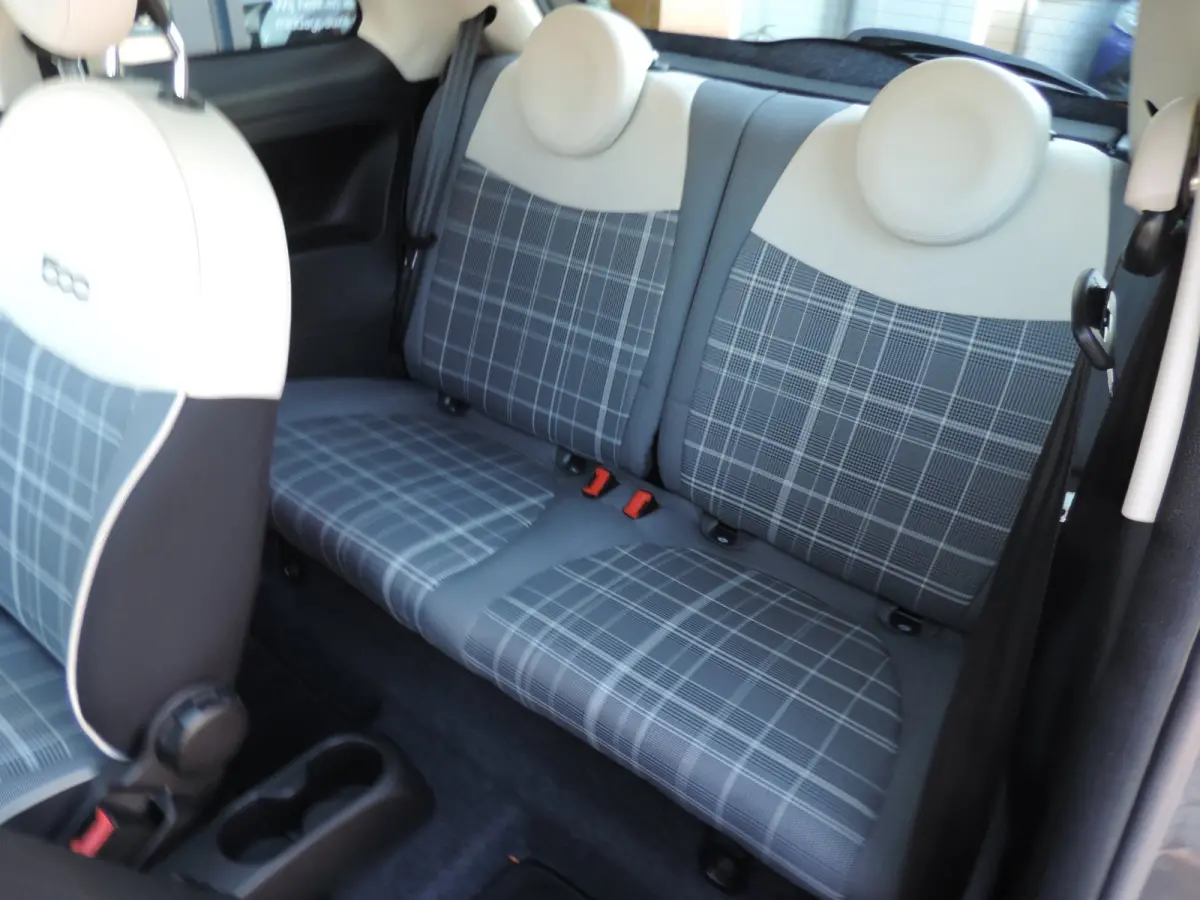 0.9 TwinAir Turbo Lounge 84.000km | Panodak | 15'' Lmvelgen | Cruise contr | PDC | CarPlay | Airco | Navi | Bluetooth