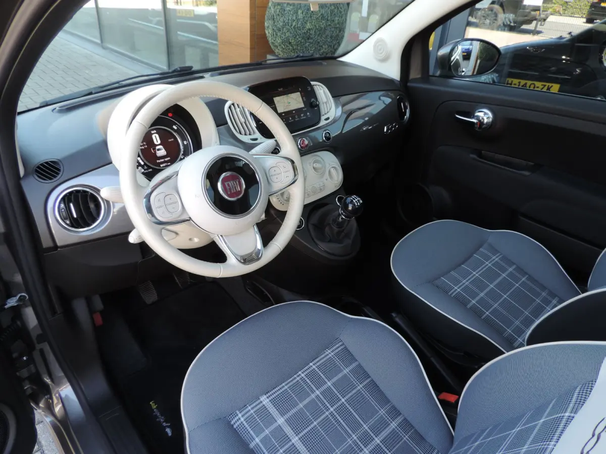 0.9 TwinAir Turbo Lounge 84.000km | Panodak | 15'' Lmvelgen | Cruise contr | PDC | CarPlay | Airco | Navi | Bluetooth