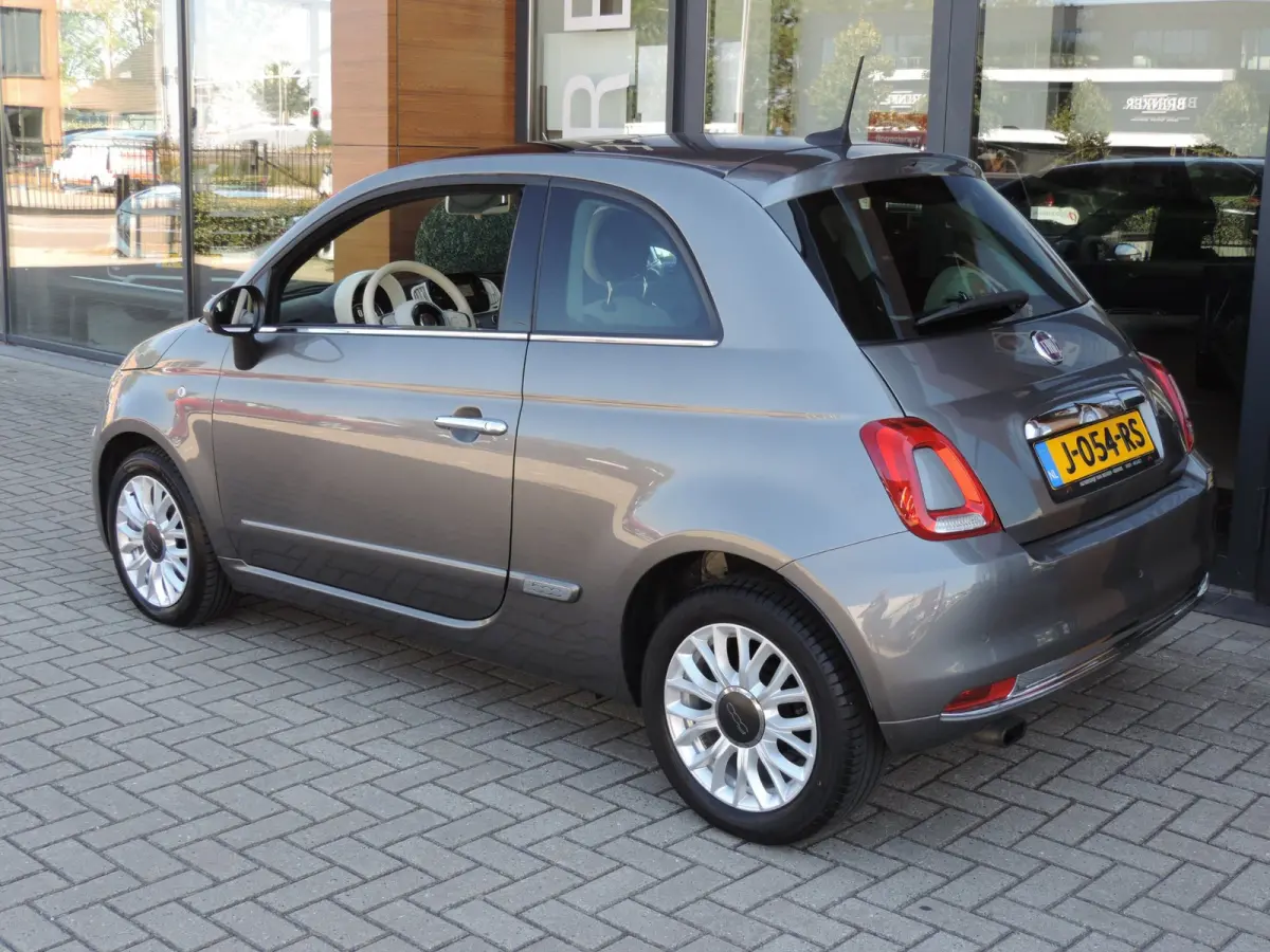 0.9 TwinAir Turbo Lounge 84.000km | Panodak | 15'' Lmvelgen | Cruise contr | PDC | CarPlay | Airco | Navi | Bluetooth