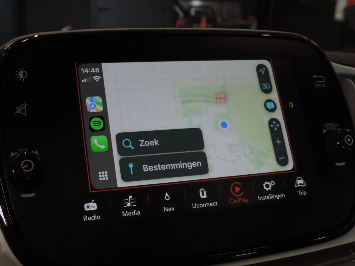 0.9 TwinAir Turbo Lounge 84.000km | Panodak | 15'' Lmvelgen | Cruise contr | PDC | CarPlay | Airco | Navi | Bluetooth