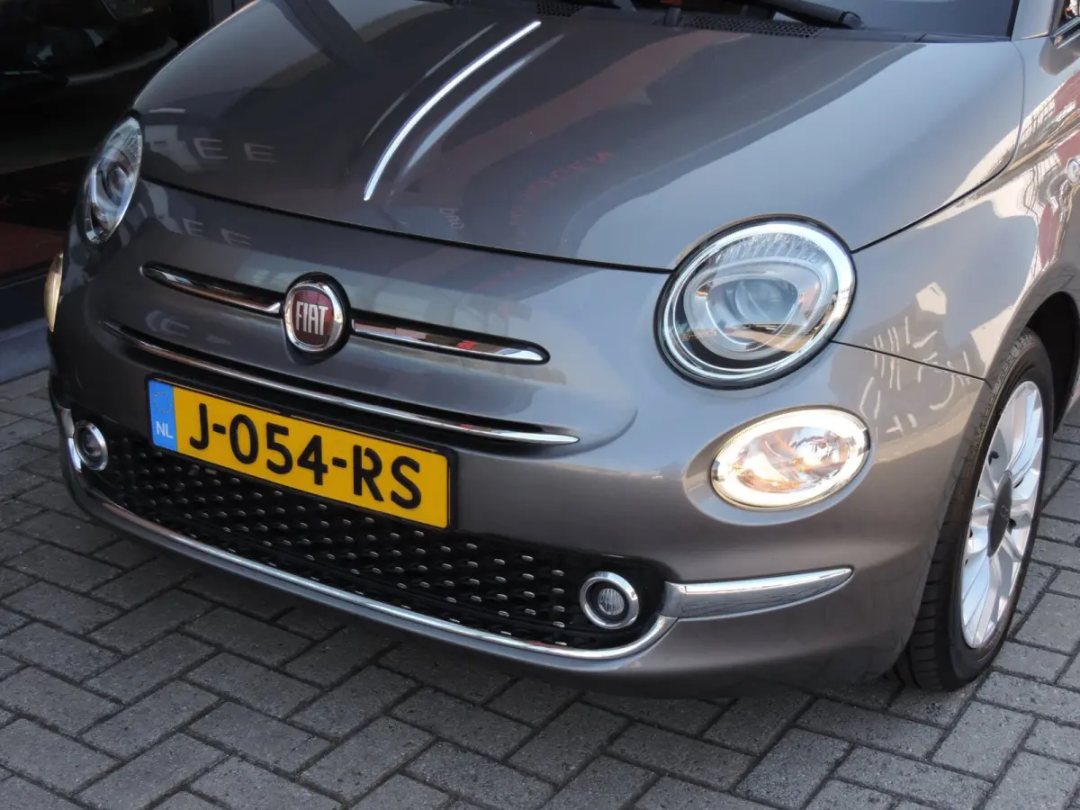 0.9 TwinAir Turbo Lounge 84.000km | Panodak | 15'' Lmvelgen | Cruise contr | PDC | CarPlay | Airco | Navi | Bluetooth