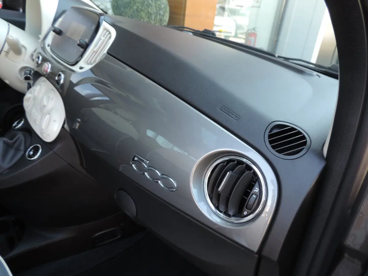 0.9 TwinAir Turbo Lounge 84.000km | Panodak | 15'' Lmvelgen | Cruise contr | PDC | CarPlay | Airco | Navi | Bluetooth
