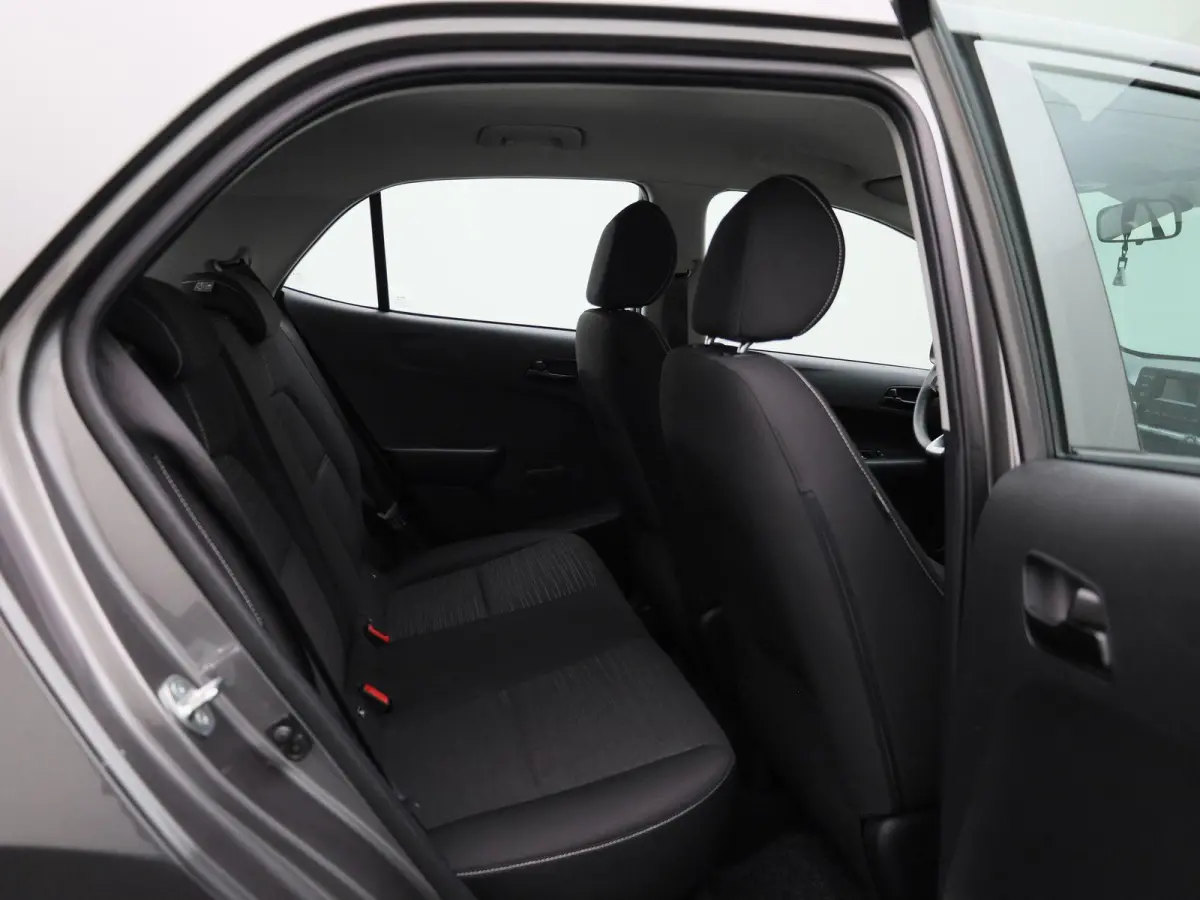 1.0 DPi ComfortLine 5p | BLUETOOTH | AIRCO | MULTIFUNCTIONELE STUUR |