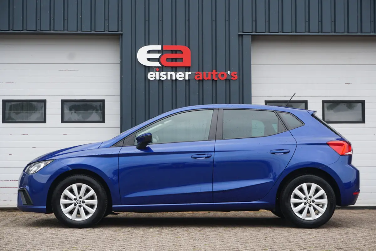 1.0 TSI Style 95PK | CAMERA | CLIMA | PDC V+A | METALLIC LAK |