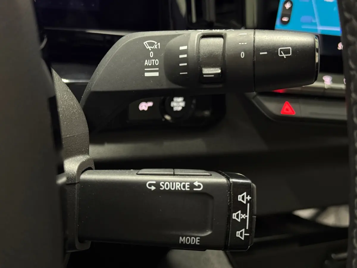 1.2 Navi CarPlay Trekhaak Camera LED Elektr. Achterklep
