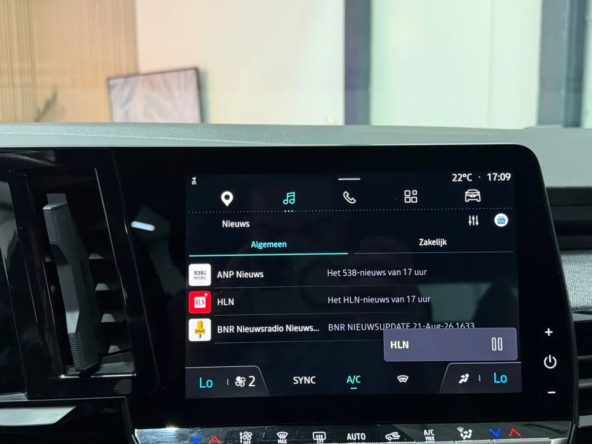1.2 Navi CarPlay Trekhaak Camera LED Elektr. Achterklep