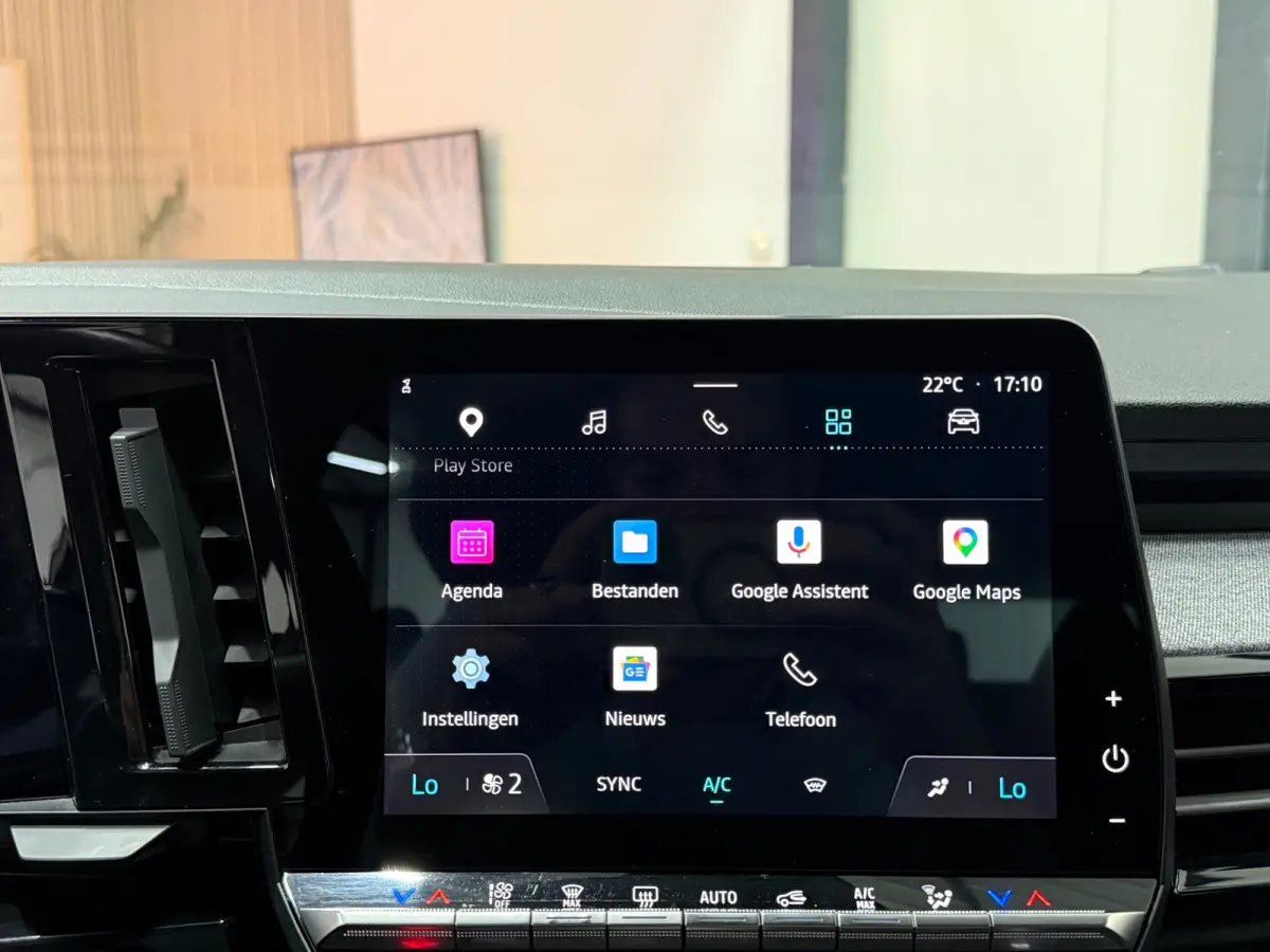 1.2 Navi CarPlay Trekhaak Camera LED Elektr. Achterklep