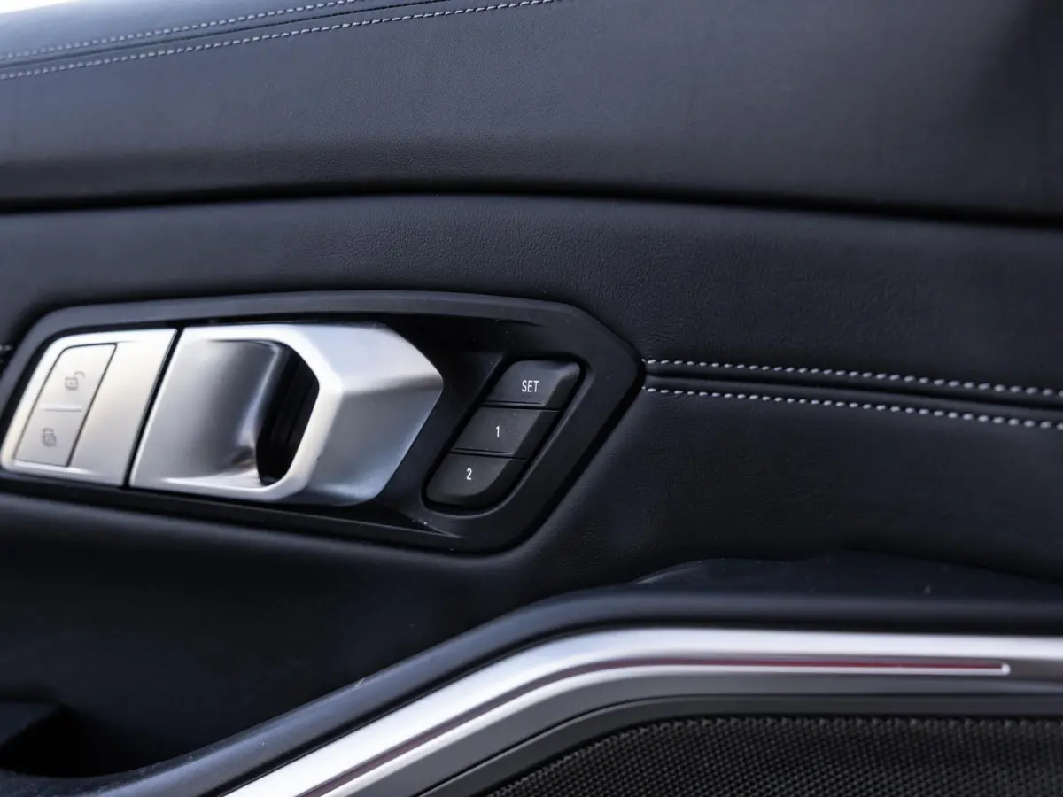 M3 Competition | HARMAN KARDON | HEAD-UP | M-DRIVERS PACKAGE | STOELMEMORY | COMFORT ACCES | OXIDGRAU | NL AUTO | 1E EIGENAAR | 360 CAMERA | BMW DEALER ONDERHOUDEN |