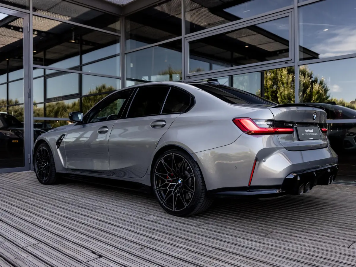 M3 Competition | HARMAN KARDON | HEAD-UP | M-DRIVERS PACKAGE | STOELMEMORY | COMFORT ACCES | OXIDGRAU | NL AUTO | 1E EIGENAAR | 360 CAMERA | BMW DEALER ONDERHOUDEN |