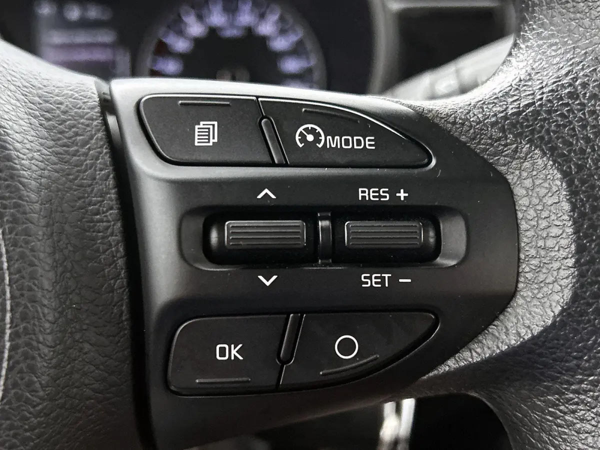 1.0 DPi ComfortLine | AUTOMAAT | AIRCO | BLUETOOTH | CRUISE CONTROL | MULTIFUNCTIONEEL STUURWIEL | 5-DEURS | BANDENSPANNINGSENSOREN |