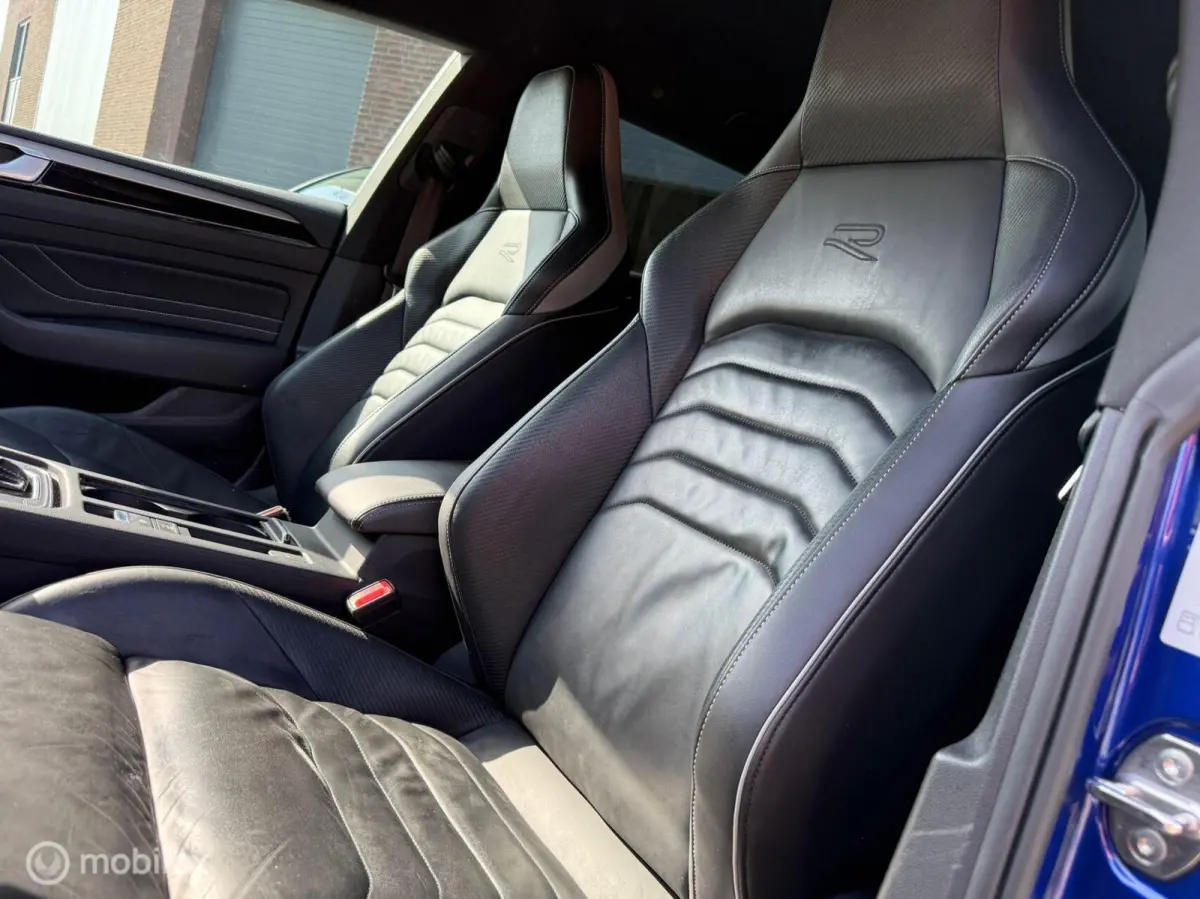 1.4 TSI eHybrid R-Line +