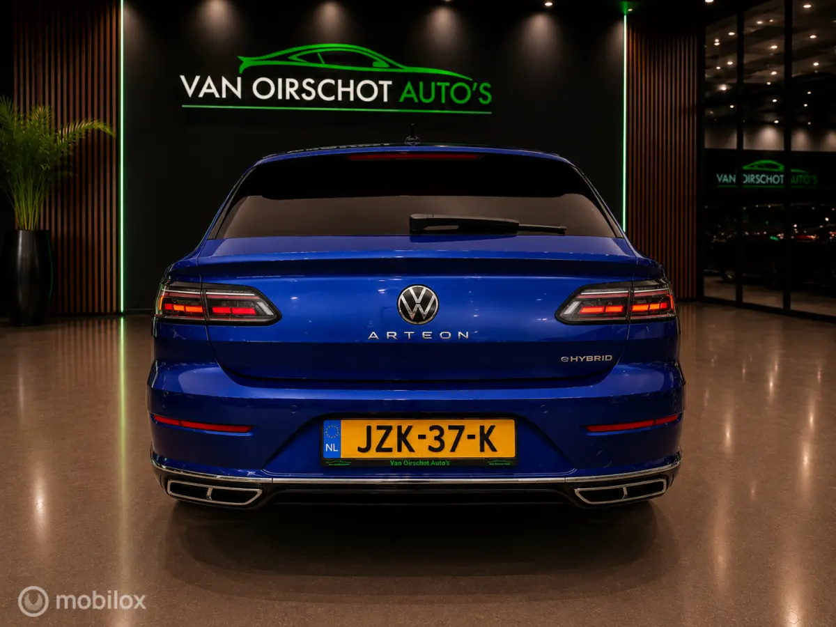 1.4 TSI eHybrid R-Line +