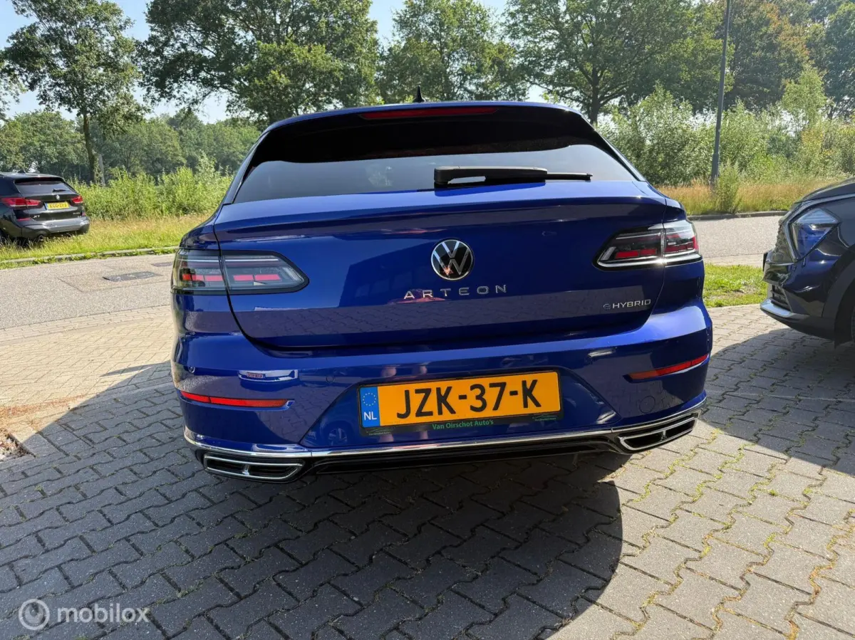 1.4 TSI eHybrid R-Line +