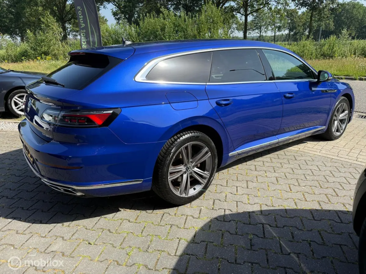 1.4 TSI eHybrid R-Line +