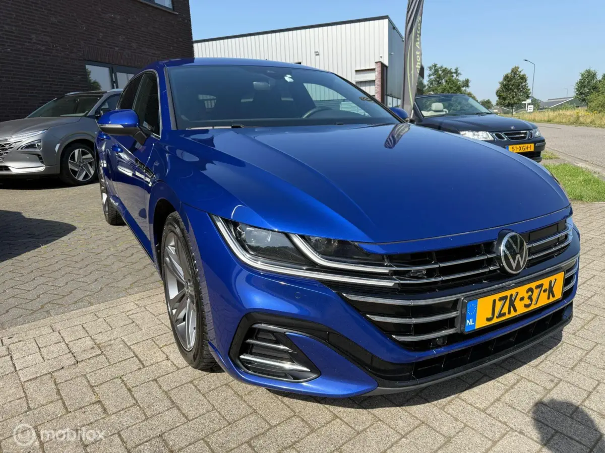1.4 TSI eHybrid R-Line +
