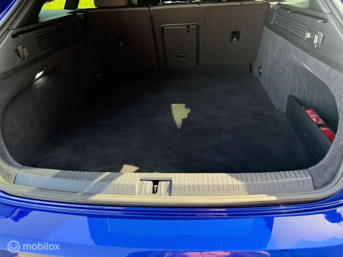 1.4 TSI eHybrid R-Line +