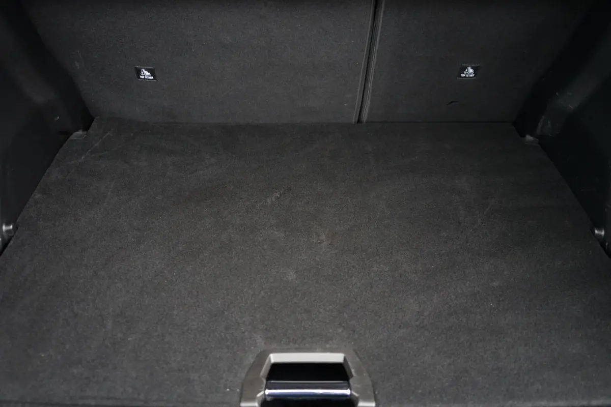 1.2 PureTech 130 Allure, NL, aut. cam. CarPlay, LED