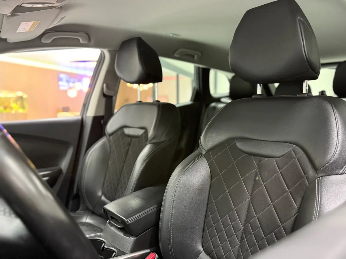 1.3 TCe Intens AUT Navi Half Leder Trekhaak Camera Cruise PDC LMV