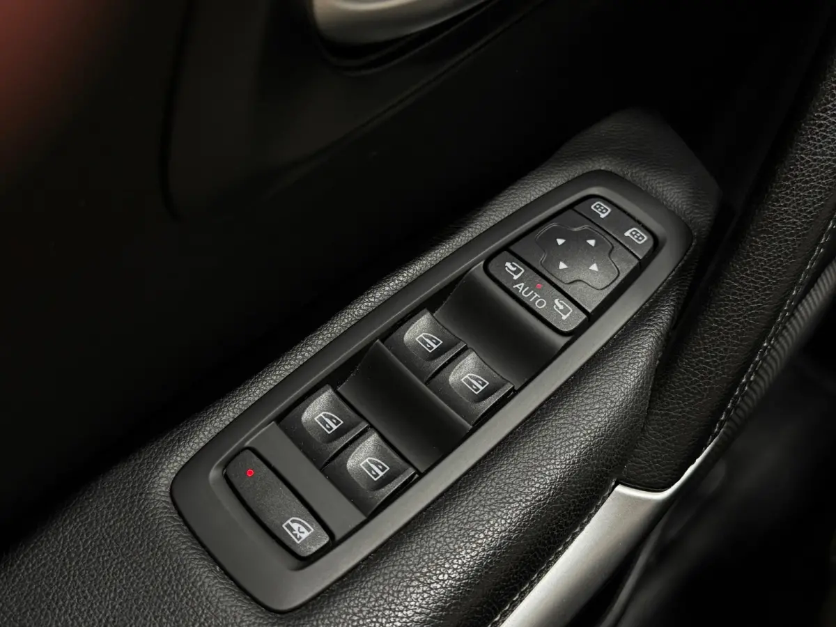 1.3 TCe Intens AUT Navi Half Leder Trekhaak Camera Cruise PDC LMV