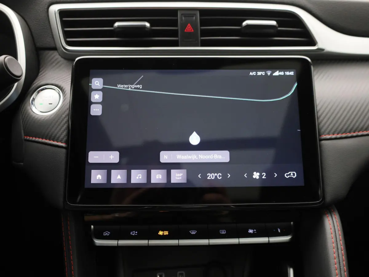 Long Range Luxury 70 kWh | Automaat | Panoramadak | Leder | Navigatie | Airco | Achteruitrijcamera | Apple Carplay / Android Auto | Stoelverwarming | Lichtmetalen Velgen |