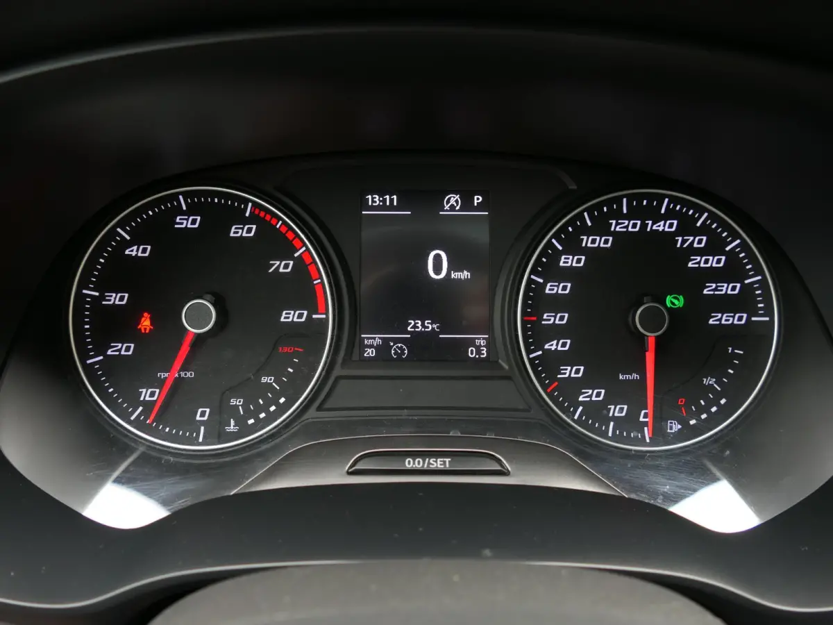 1.4 TSI ACT FR Dynamic | Black optic | Apple-/Android Carplay | Panoramadak | Achteruitrijcamera | Climate Control | Ledere/Alcantara | Elektrische stoel | Cruise control