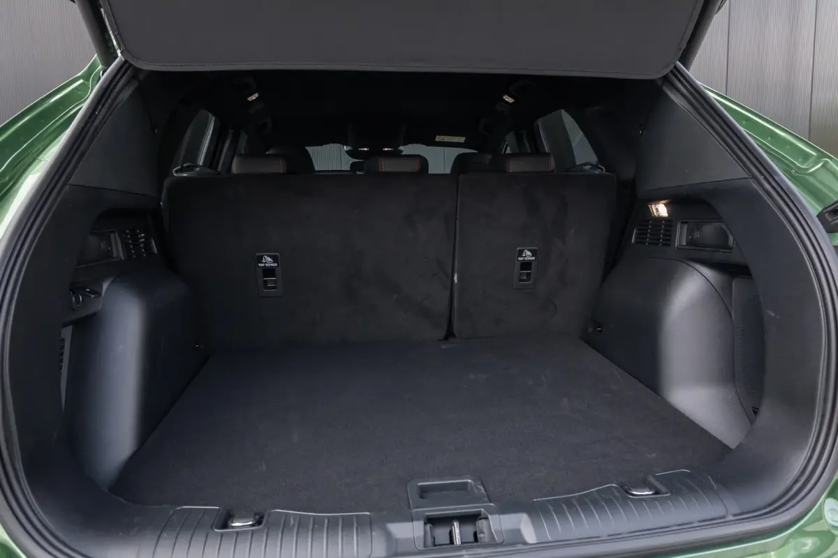2.5 PHEV ST-Line X | Trekhaak | AGR stoelen | Full LED | B&O Audio | Adaptieve cruise | Camera | Privacy-glass | Dodehoek detectie | Keyless | 2100kg trekgewicht