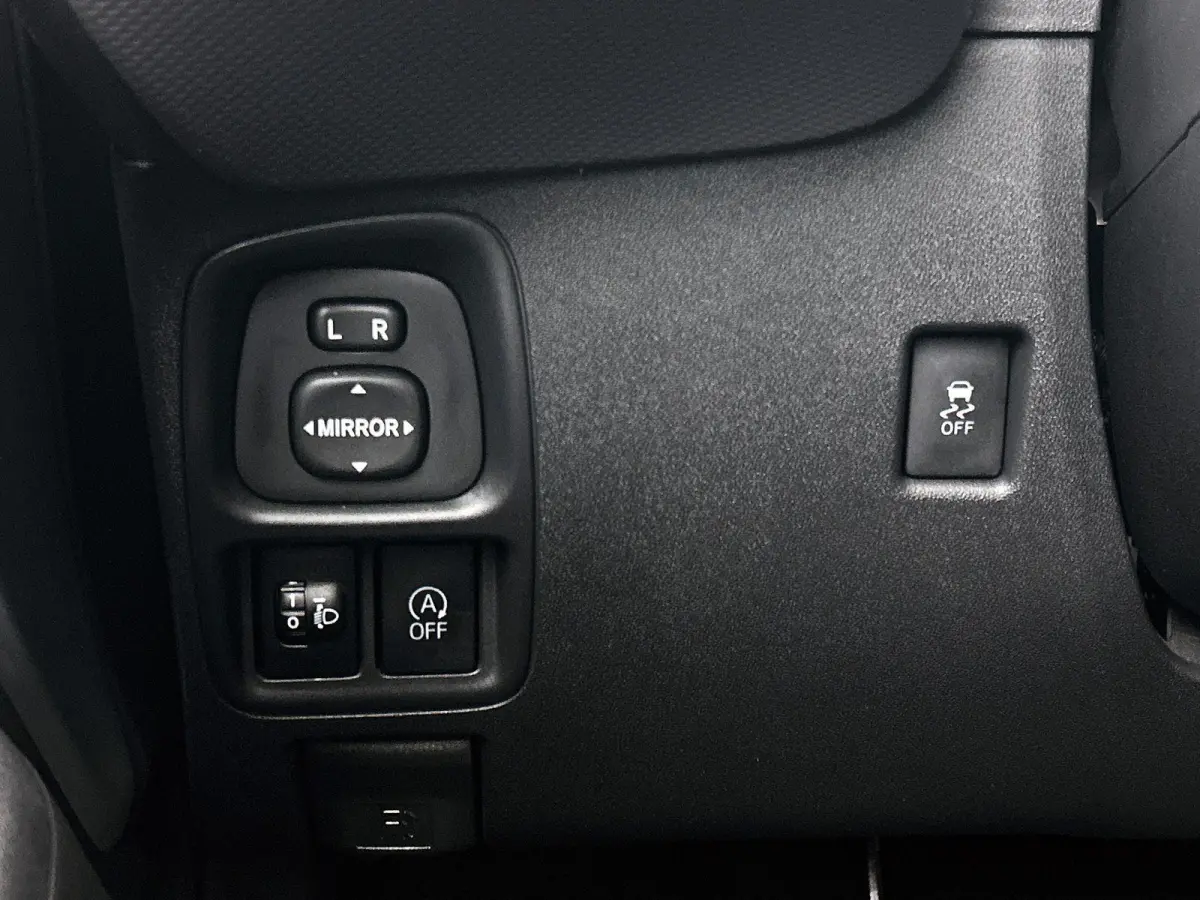 1.0 e-VTi Active | Airco | Bluetooth | Lage kilometerstand