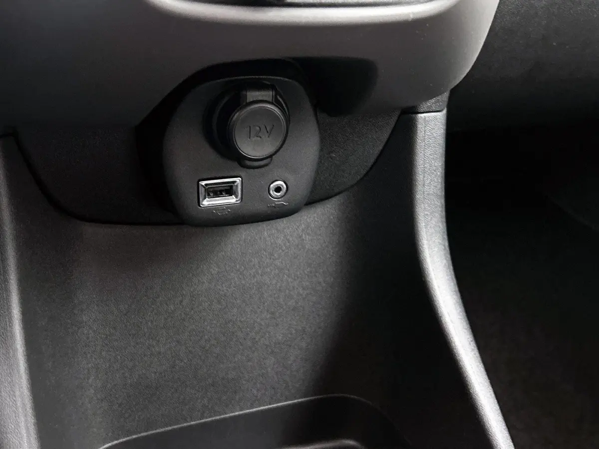1.0 e-VTi Active | Airco | Bluetooth | Lage kilometerstand