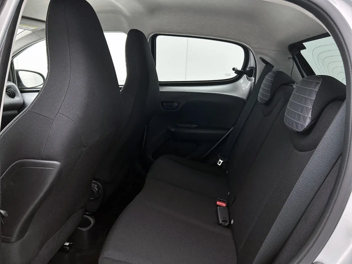 1.0 e-VTi Active | Airco | Bluetooth | Lage kilometerstand