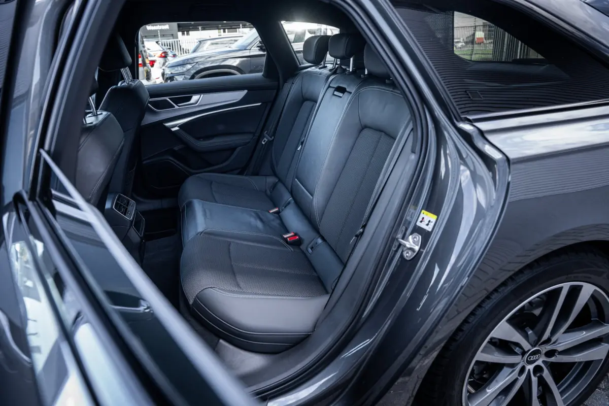 40 TFSI S edition | Cruise control | Elektrisch bedienbare achterklep | Elektrisch verstelb. bestuurdersstoel met geheugen