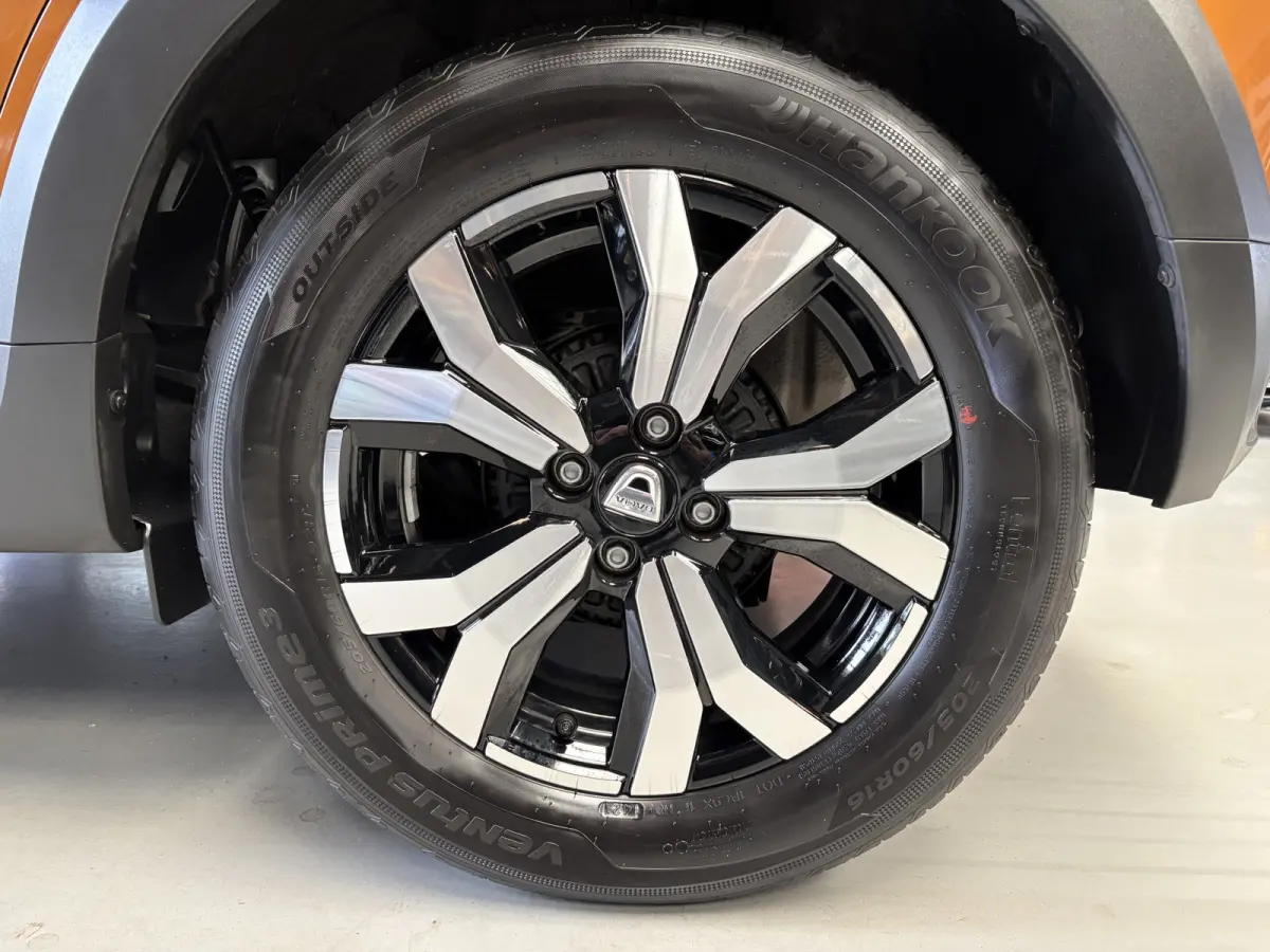1.0 TCe 90 Comfort Camera, Cruise, Navi