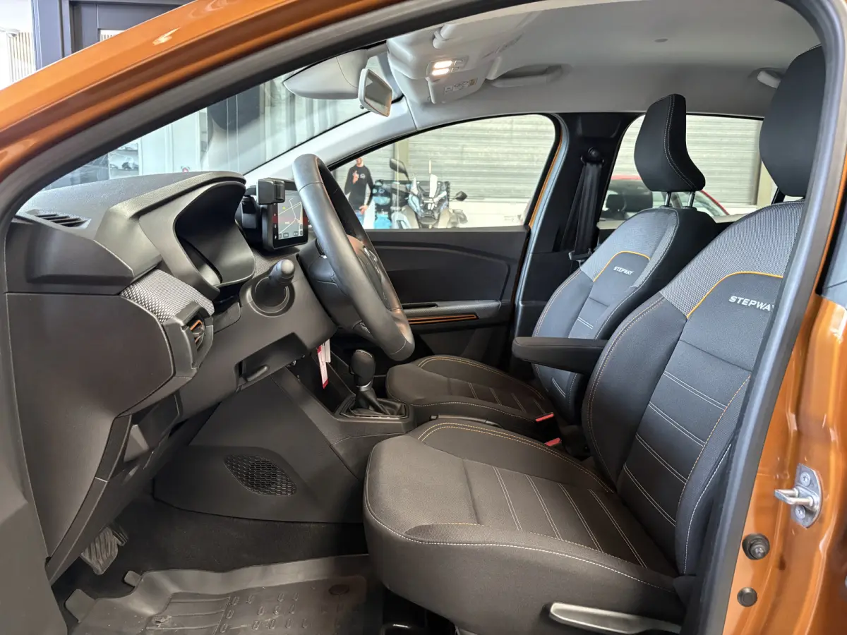 1.0 TCe 90 Comfort Camera, Cruise, Navi