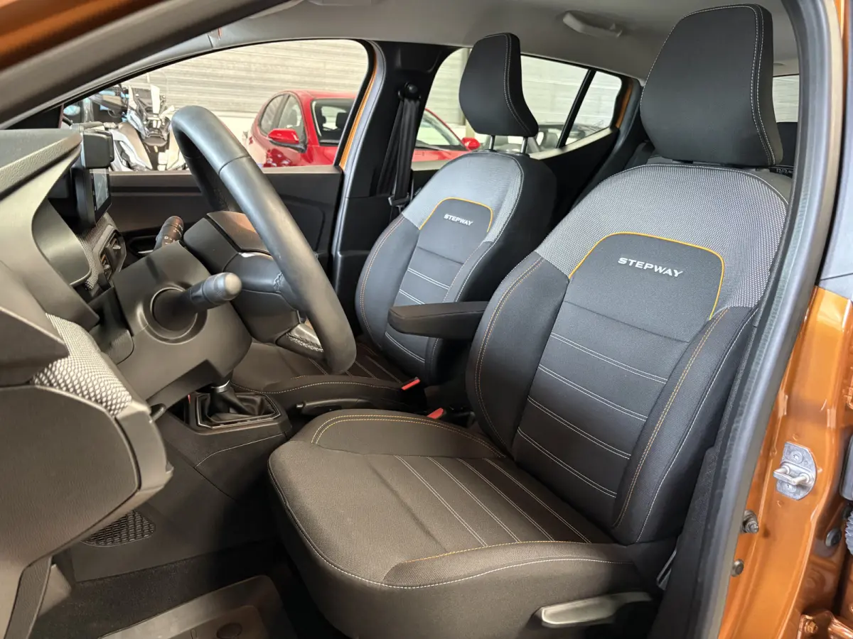 1.0 TCe 90 Comfort Camera, Cruise, Navi