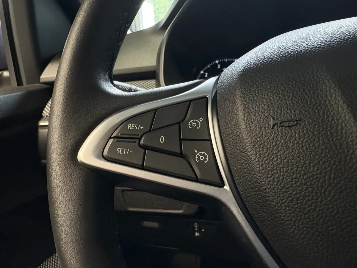 1.0 TCe 90 Comfort Camera, Cruise, Navi