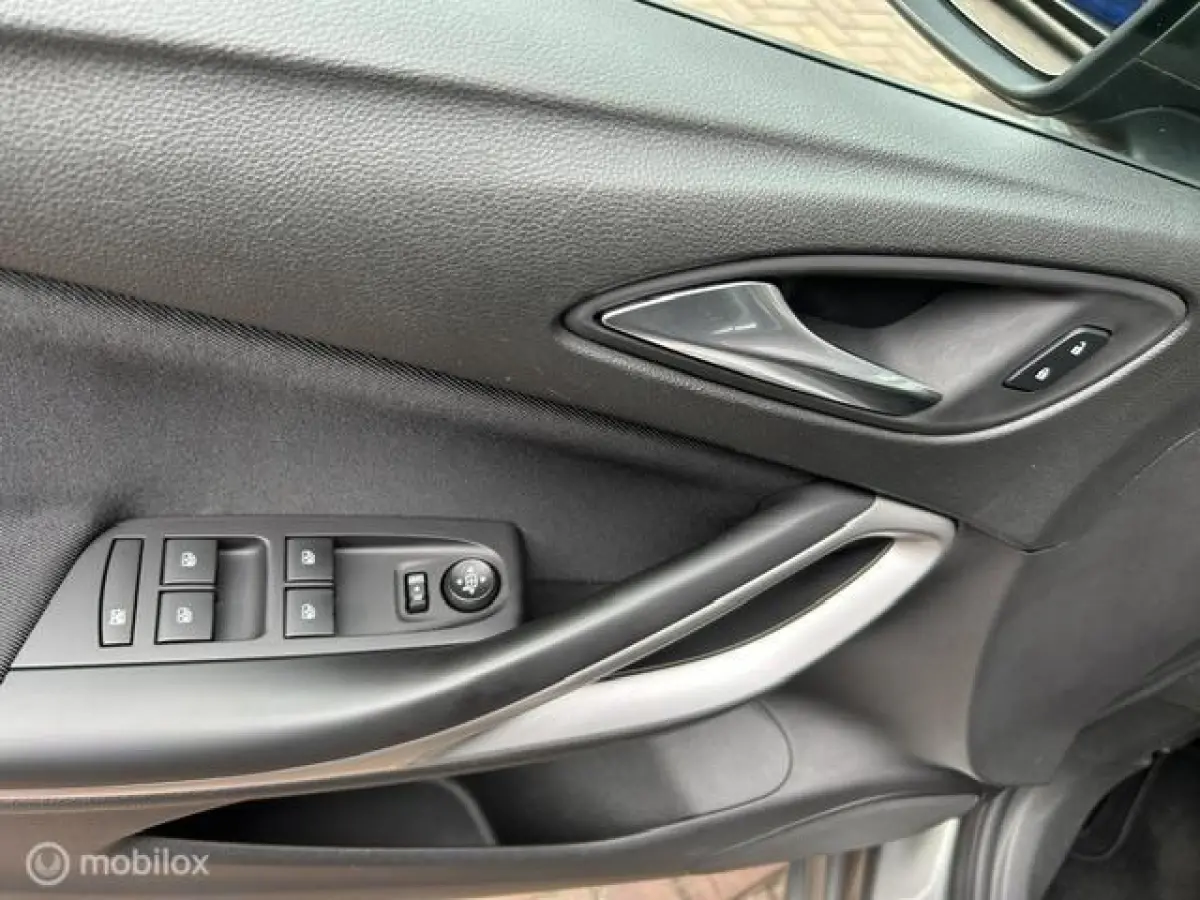 1.5 CDTI Edition * NAVIGATIE * LM VELGEN * AIRCO