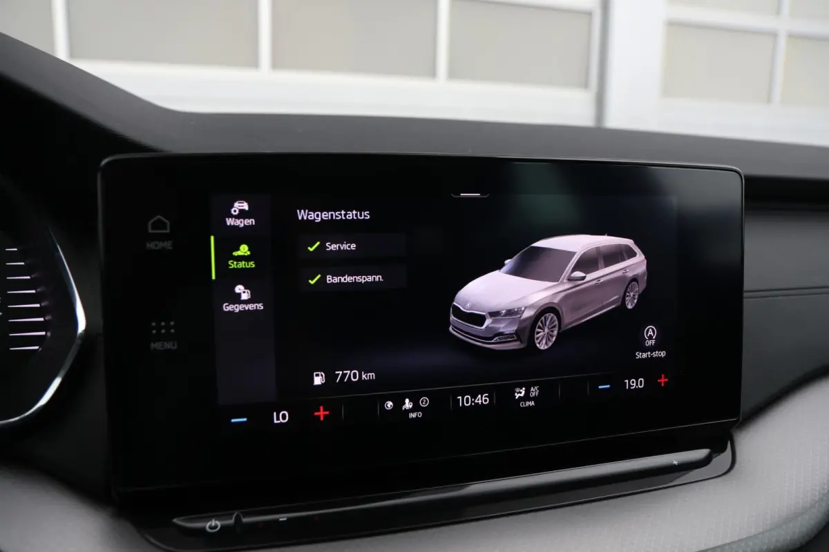 1.0 TSI 110pk Ambition | Navigatie | App Connect | Parkeersensoren |
