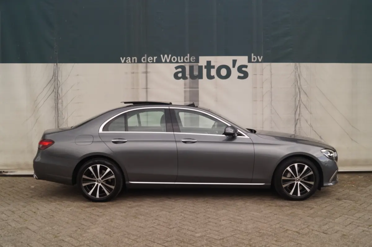 300de PHEV -LEER-PANO-BURMESTER-LUCHTVERING-