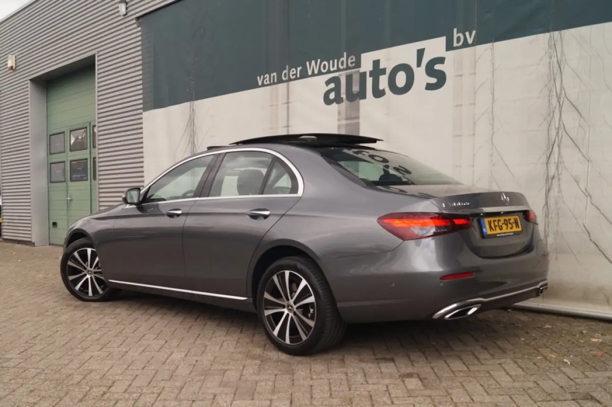 300de PHEV -LEER-PANO-BURMESTER-LUCHTVERING-