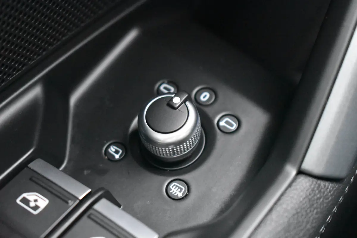 40 204PK TFSI e S edition | Achteruitrijcamera | Stoelverwarming | Ambianceverlichting | Assistentie Pakket | Comfort Pakket Plus | Licht Pakket | Achteruitrijcamera | Stoelverwarming | Audi
