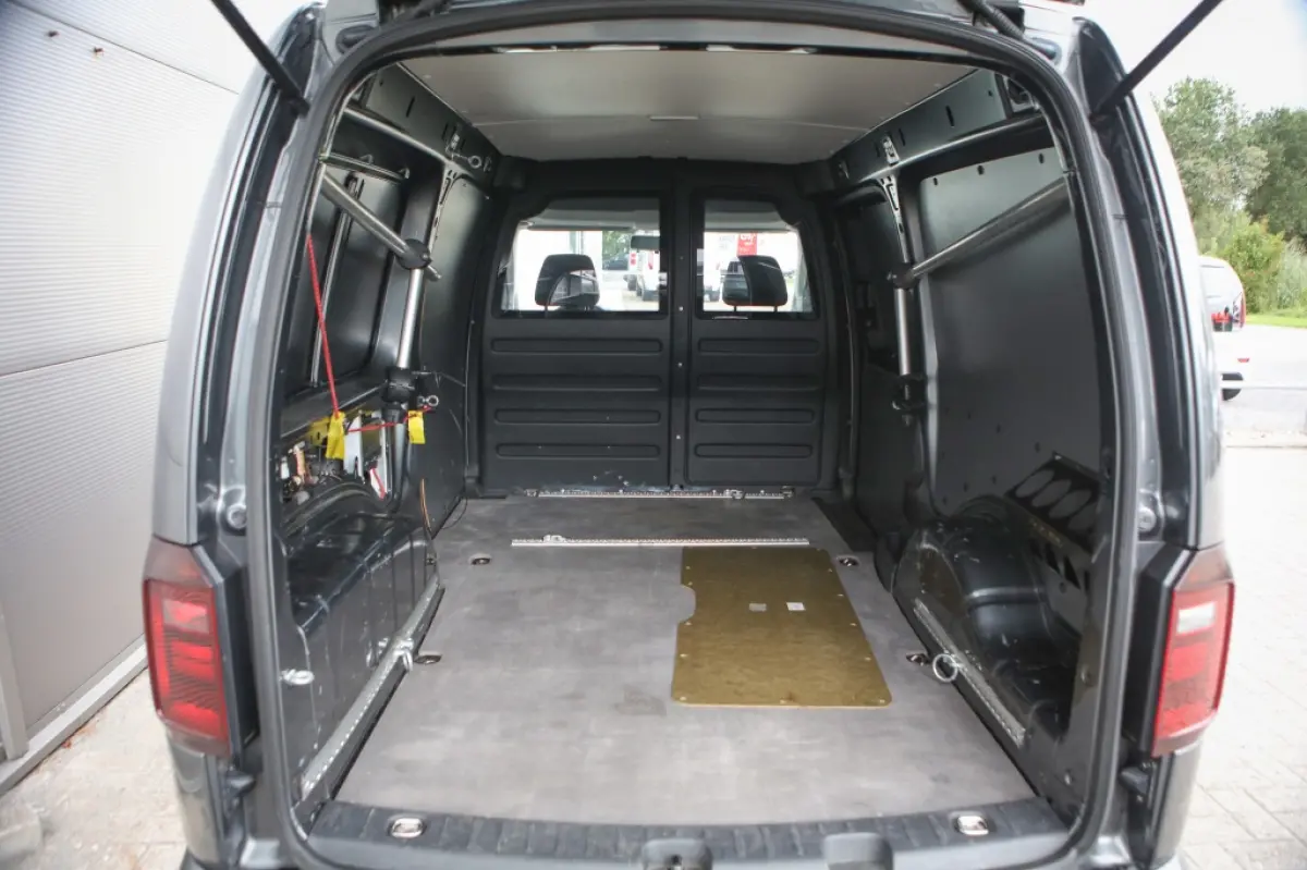 2.0 TDI L2H1 Excl Ed