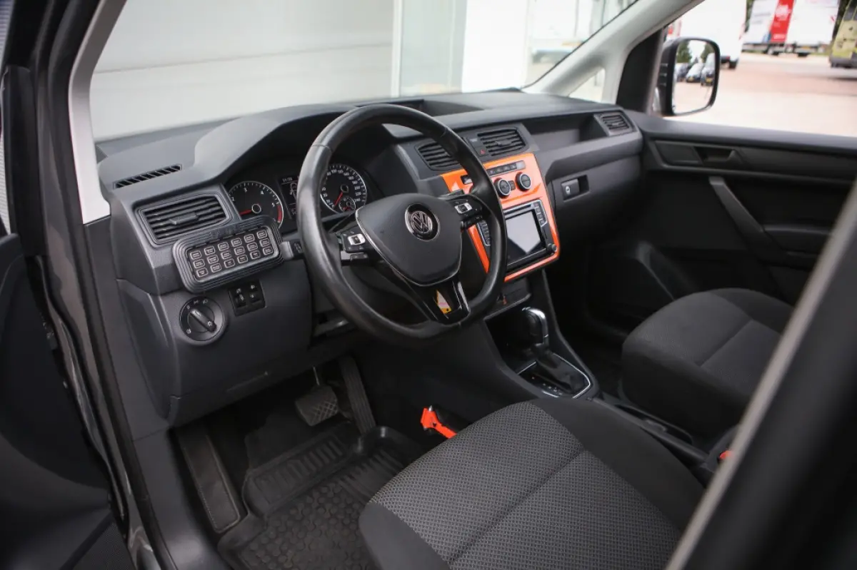 2.0 TDI L2H1 Excl Ed