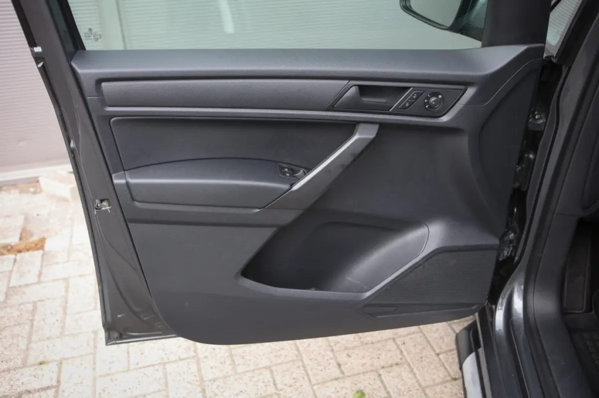 2.0 TDI L2H1 Excl Ed