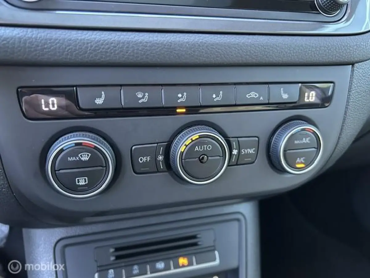 1.4 TSI * PANORAMADAK * NAVIGATIE *AIRCO *