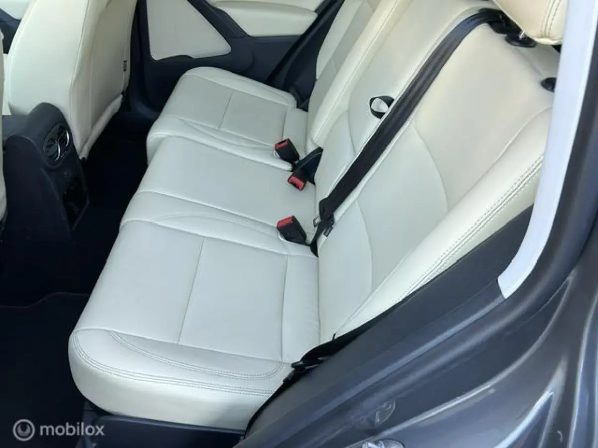 1.4 TSI * PANORAMADAK * NAVIGATIE *AIRCO *