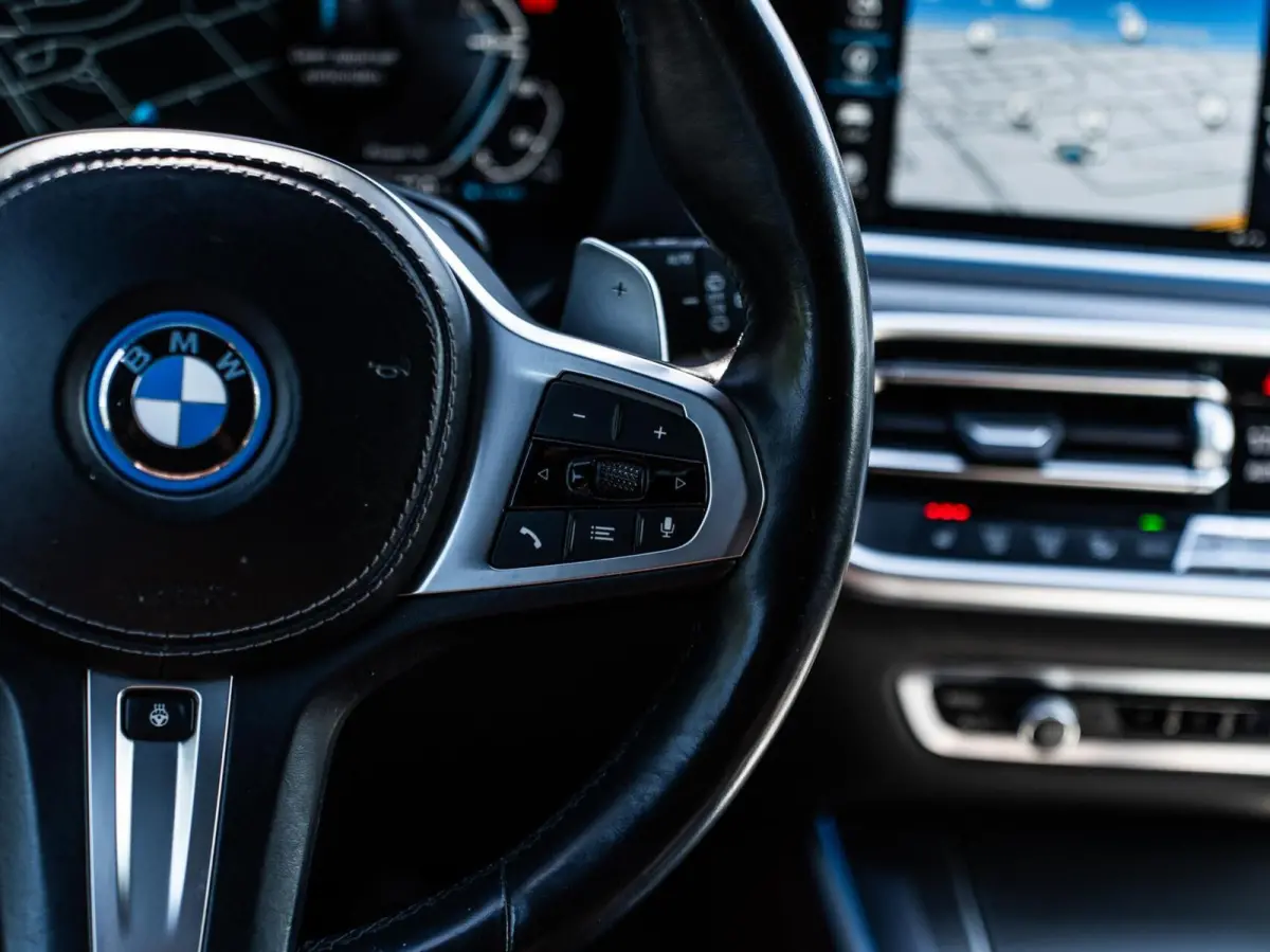 xDrive45e High Executive|PANO|M-SPORT|21''|MEMORY|CAM
