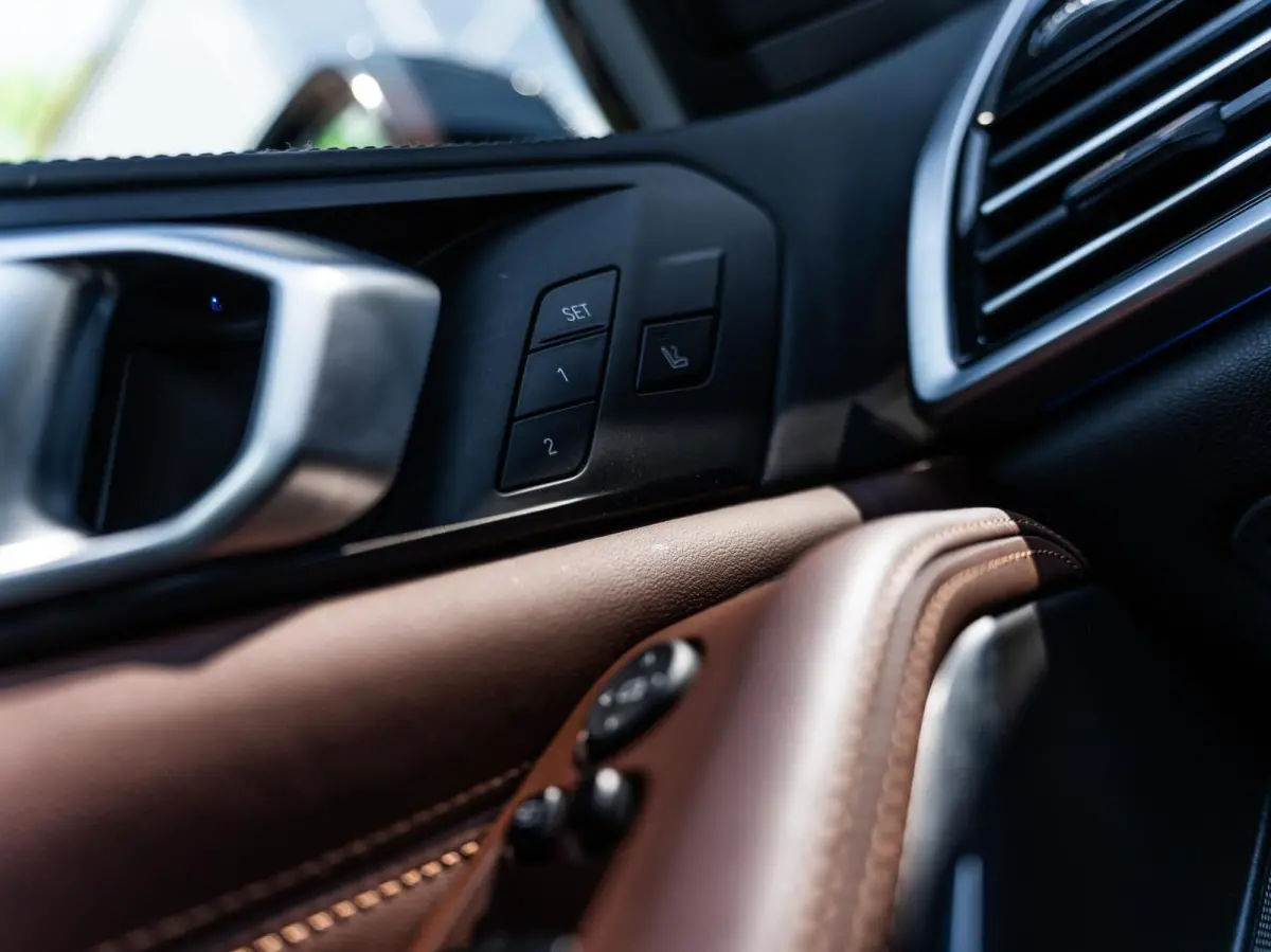 xDrive45e High Executive|PANO|M-SPORT|21''|MEMORY|CAM