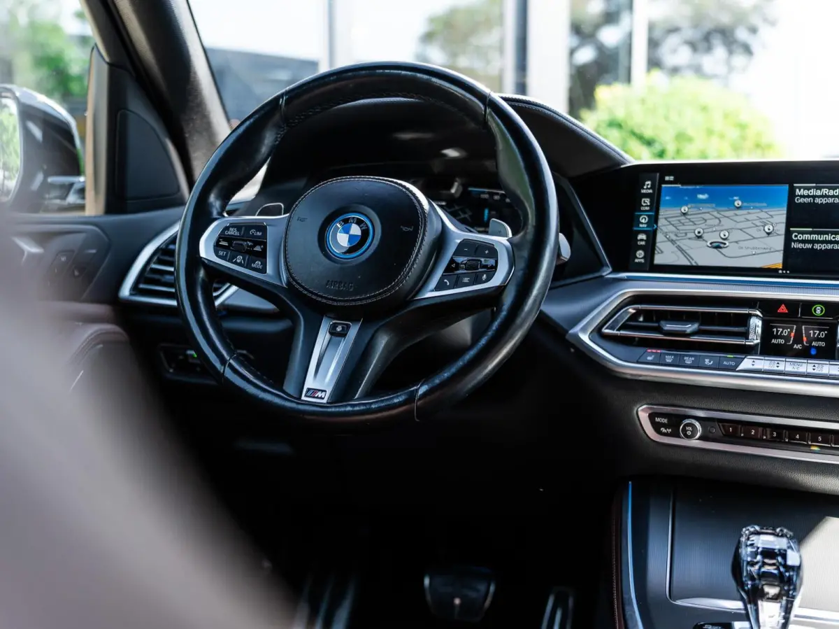 xDrive45e High Executive|PANO|M-SPORT|21''|MEMORY|CAM