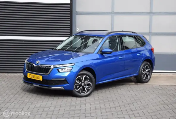 1.0 TSI Sport Race blue Virtual cockpit Full LED Apple Carplay