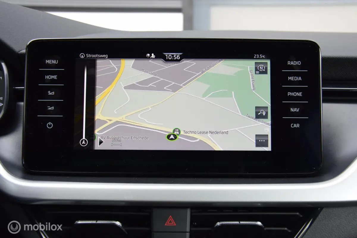1.0 TSI Sport Race blue Virtual cockpit Full LED Apple Carplay